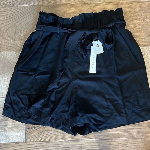 Sanctuary Shorts NWT  - Picture 4 of 5